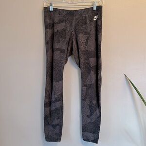 Nike - Women’s Grey Multi-Tone Leggings - size L